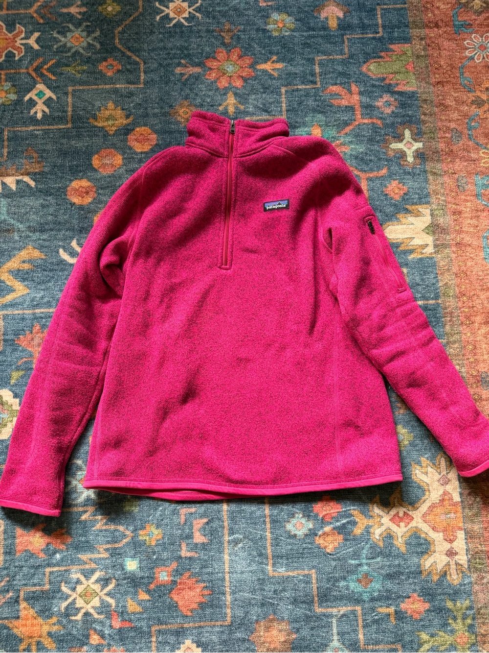 Patagonia women’s  Bright Pink Half-Zip Fleece Pullover